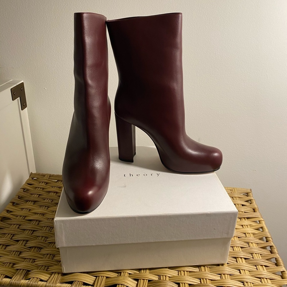 Theory Obsidian Calf Boots